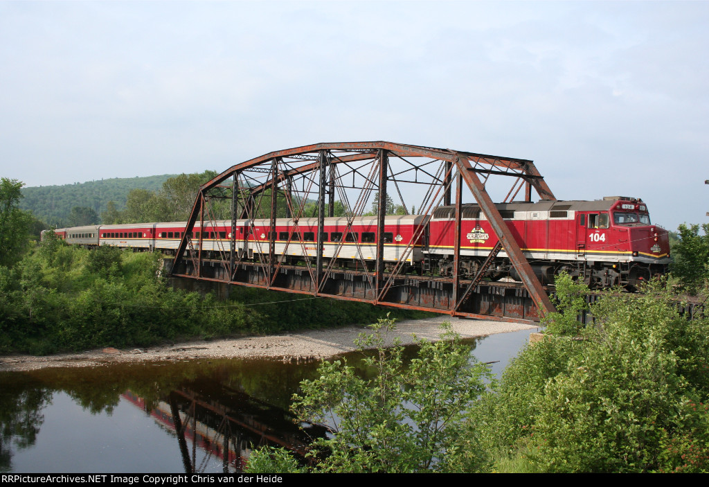 Agawa Canyon Tour Train